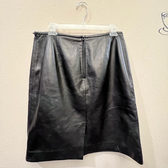 Valerie Stevens, petite leather midi skirt, size 12 petite. #222 - Picture 6 of 6